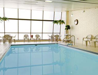 Ramada Convention Center Eau Claire Hotel Facilities photo